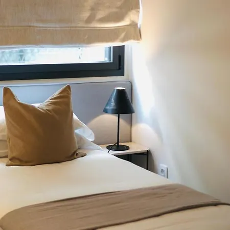 Dock 1 Apartment